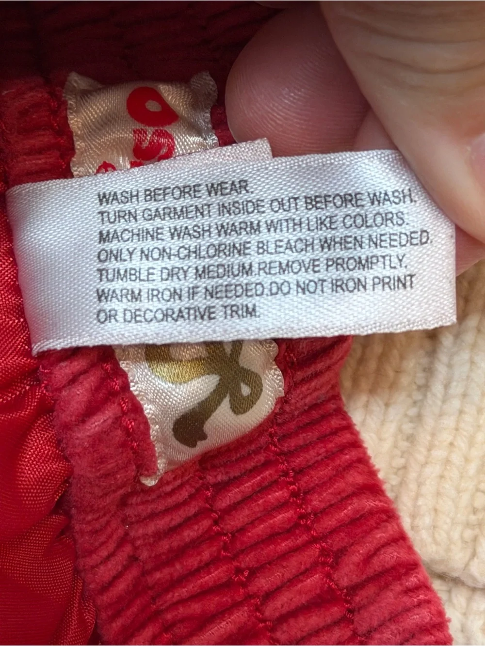 OshKosh B’gosh Girls 2T Cream Cable Knit Bow Sweater Red Velvet Skirt Set